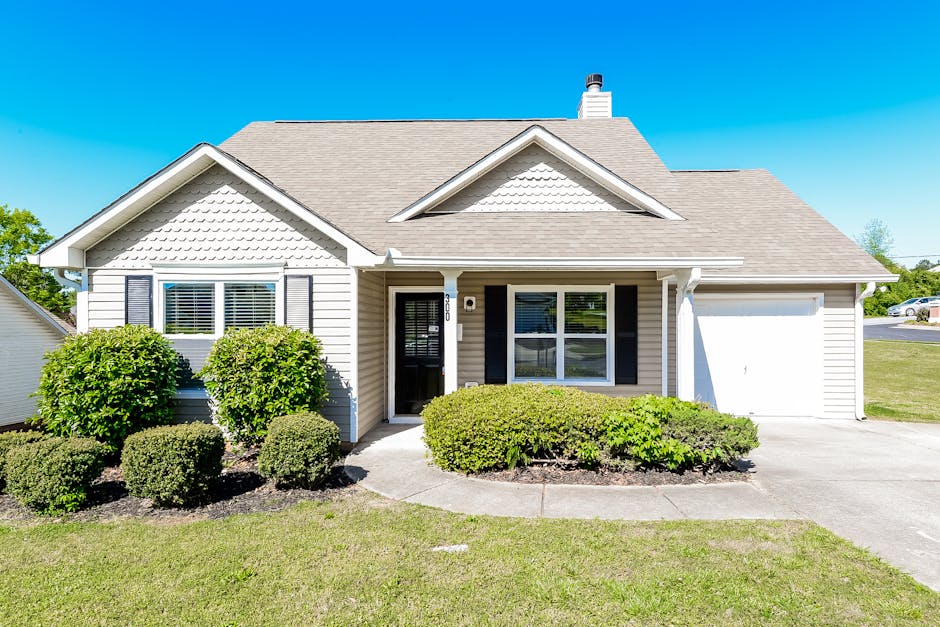 300 Breezy Hill Walk, Stockbridge, GA 30281 Home for Rent 3 Beds, 2 Baths Main Street Renewal